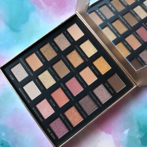 Iconic London - Day to Slay Eyeshadow Palette